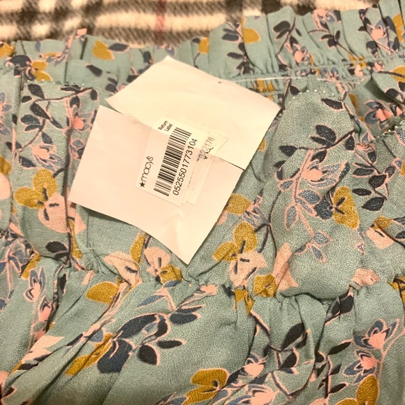 WILLIAM RAST Womens Green Ruffled Floral - Picture 6 of 6